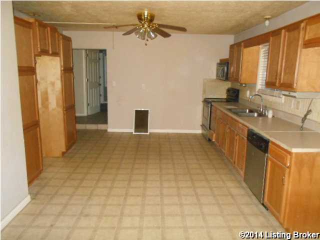 5607 Billtown Road Louisville, KY 40299 - Photo 3 of 9 Kitchen