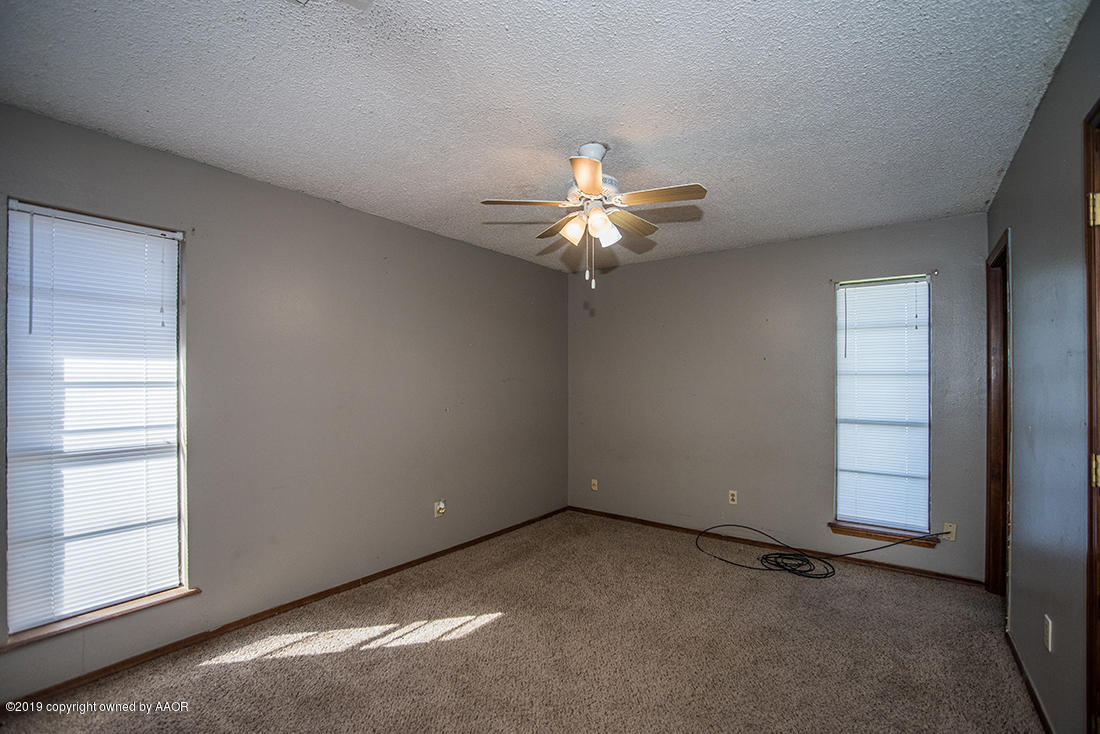 1132 Sugarloaf Drive Amarillo, TX 79110 - Photo 9 of 21 JKS_4511