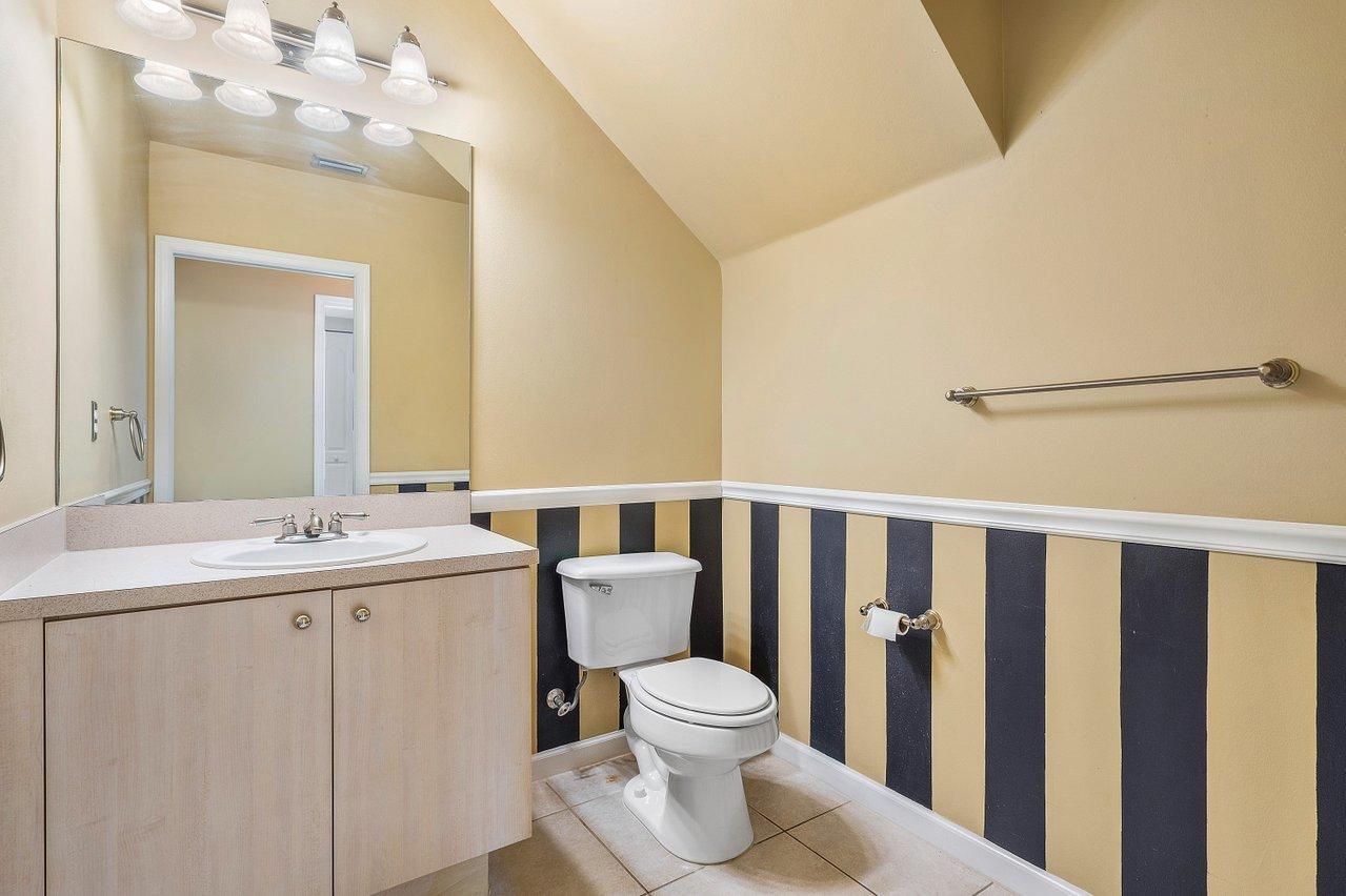 10057 Jockey Road Lake Worth, FL 33449 - Photo 17 of 43 017-10057JockeyRoad-LakeWorth-FL-33449-S