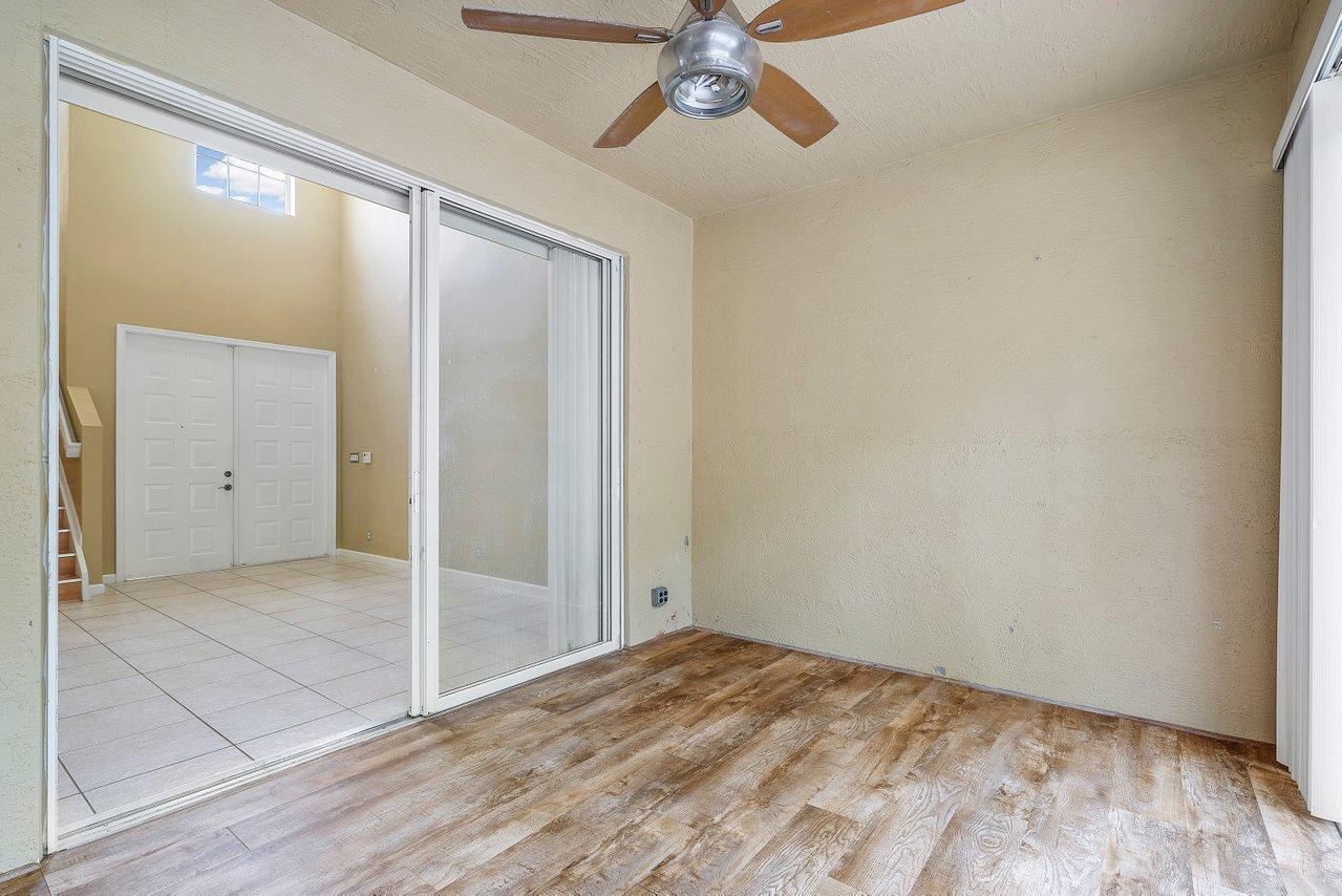 10057 Jockey Road Lake Worth, FL 33449 - Photo 19 of 43 019-10057JockeyRoad-LakeWorth-FL-33449-S