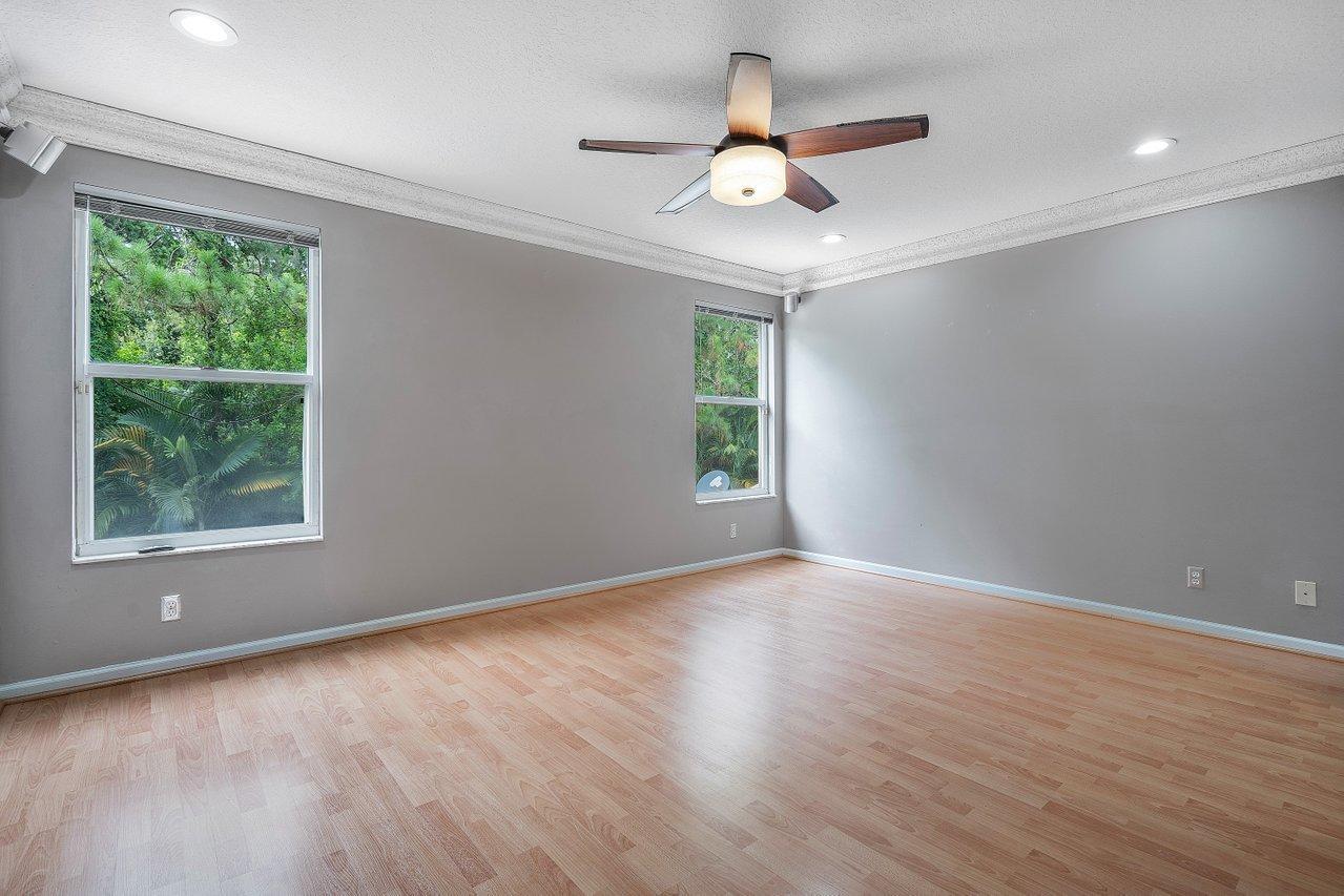 10057 Jockey Road Lake Worth, FL 33449 - Photo 21 of 43 021-10057JockeyRoad-LakeWorth-FL-33449-S