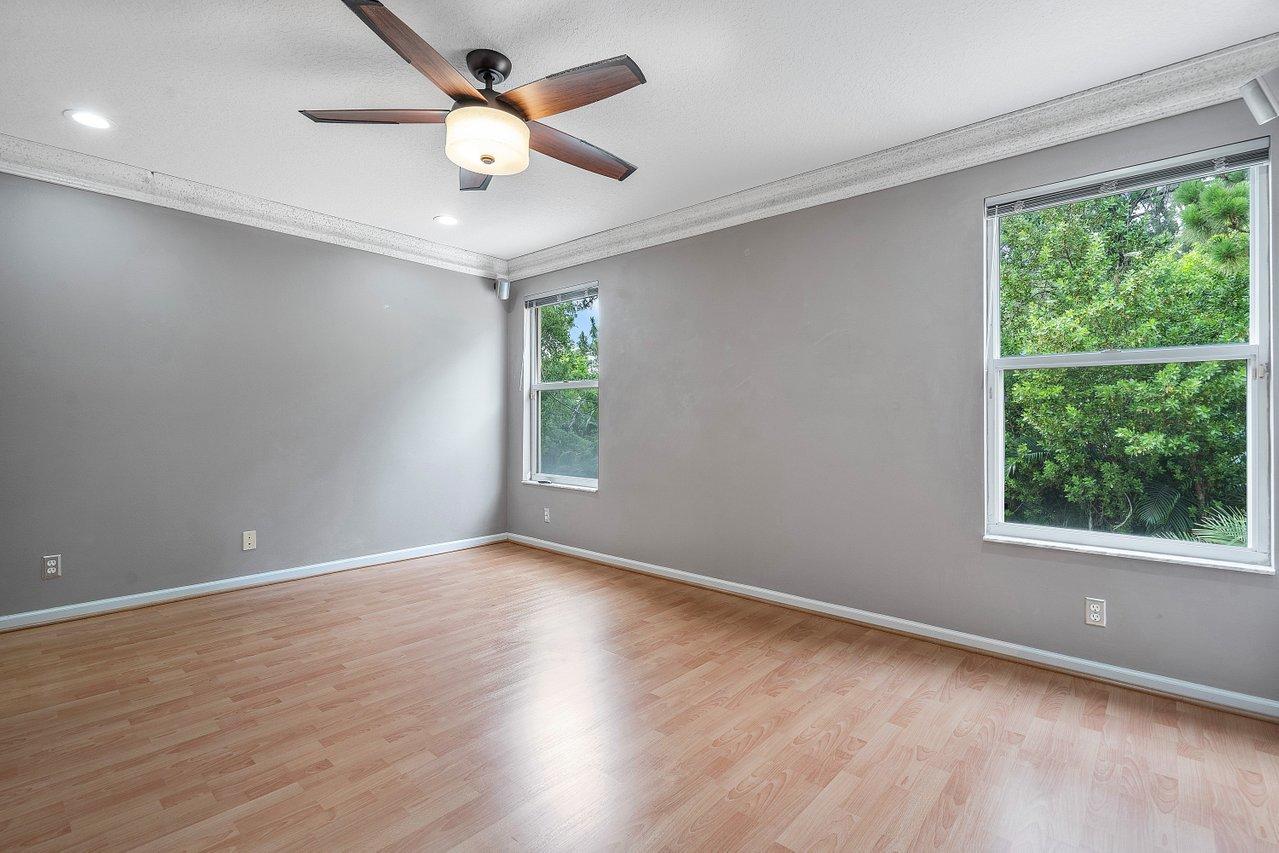 10057 Jockey Road Lake Worth, FL 33449 - Photo 22 of 43 022-10057JockeyRoad-LakeWorth-FL-33449-S