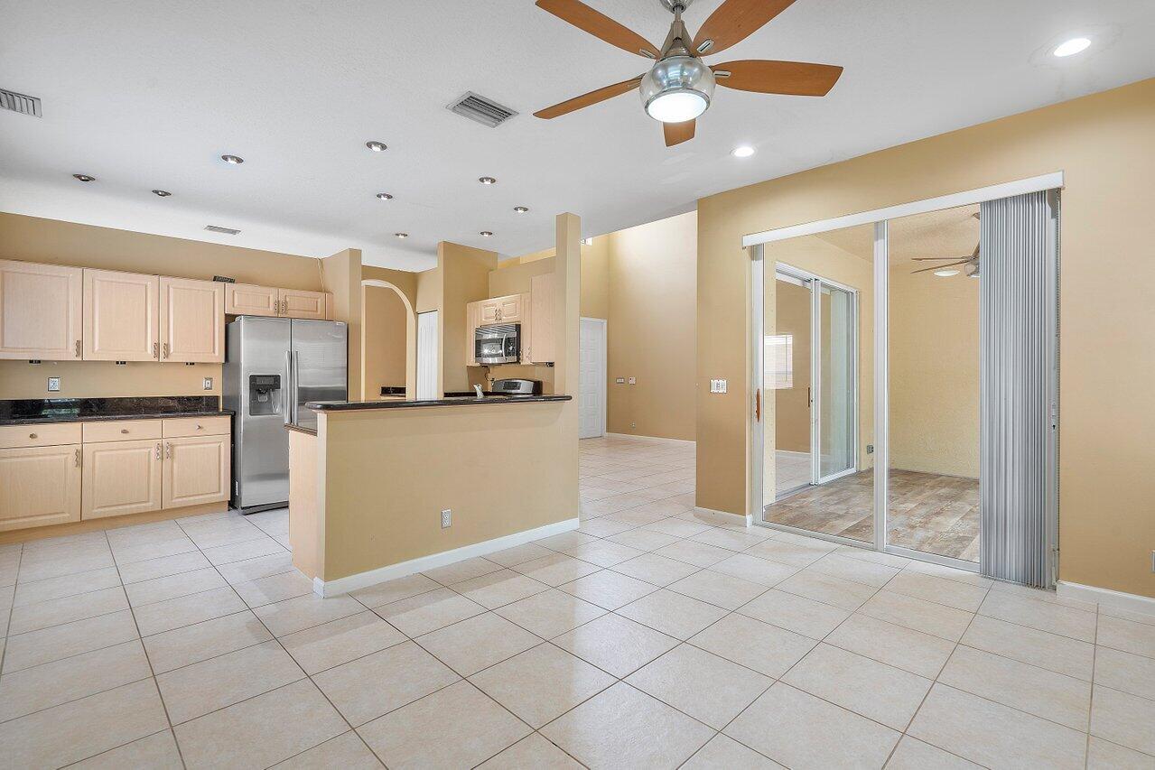 10057 Jockey Road Lake Worth, FL 33449 - Photo 9 of 43 009-10057JockeyRoad-LakeWorth-FL-33449-S