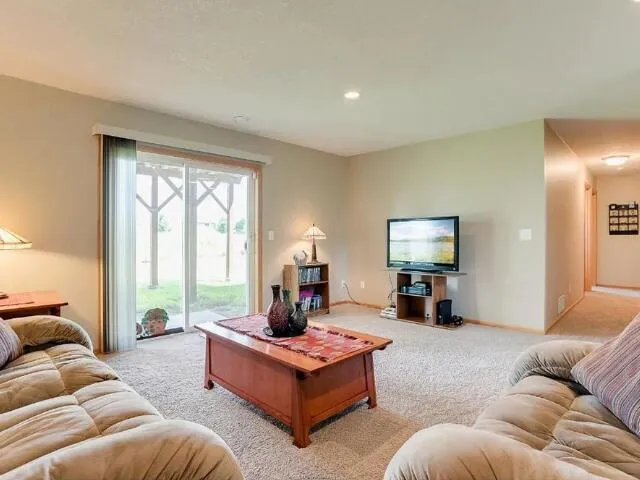 $307,000 | 2006 Independence Street South, Cambridge, MN 55008