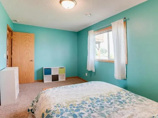 $307,000 | 2006 Independence Street South, Cambridge, MN 55008