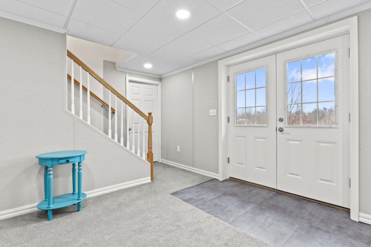 92 High Street North Berwick, ME 03906 - Photo 15 of 25 qq