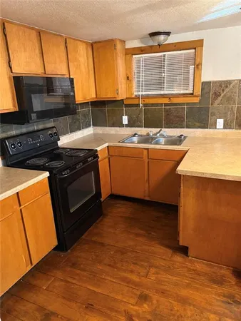 $985 | 1705 Chris Craft Drive, Unit 7, Grapevine, TX 76051