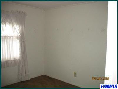 460 Ruth Street Huntington, IN 46750 - Photo 7 of 9 Gallery Image 7