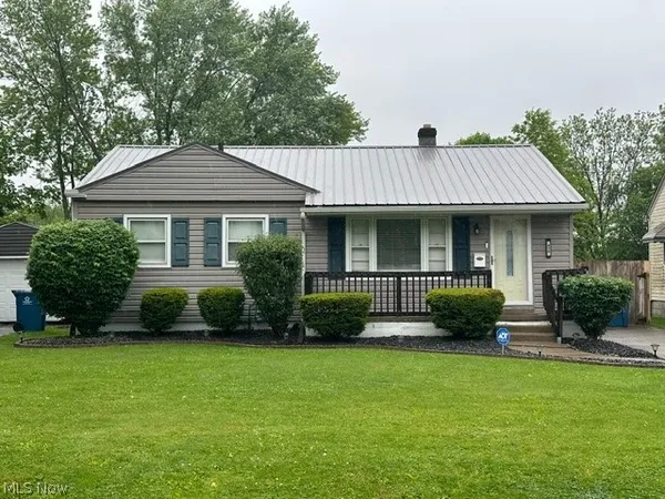 $164,900 | 438 10th Street, Struthers, OH 44471