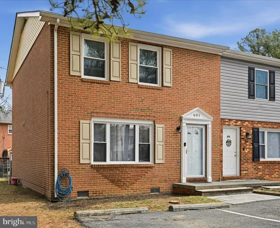 $279,900 | 601 Carroll Drive, Stephens City, VA 22655