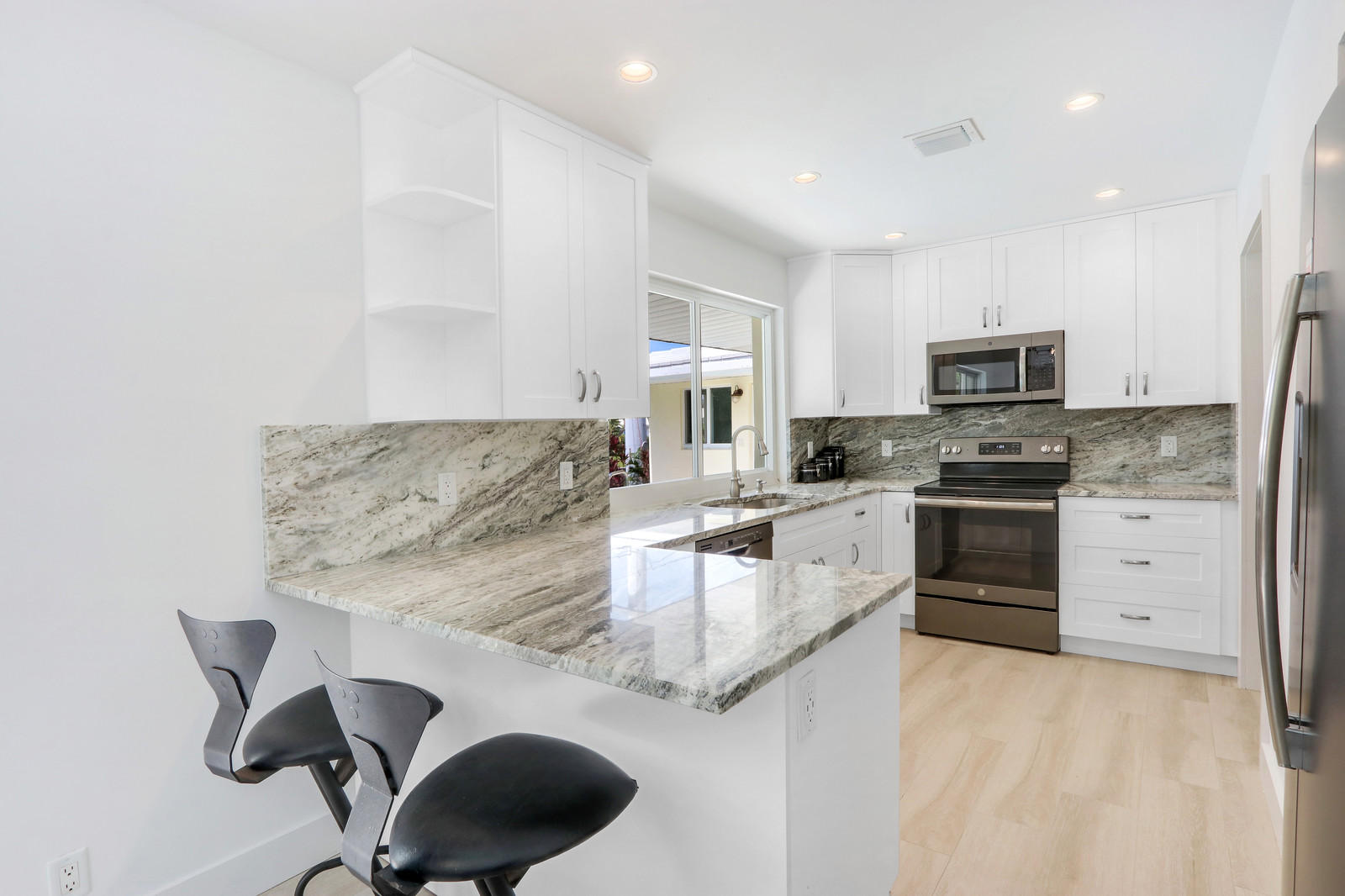 840 Southwest 7th Street Boca Raton, FL 33486 - Photo 7 of 35 10_Images_10_of_28_mls