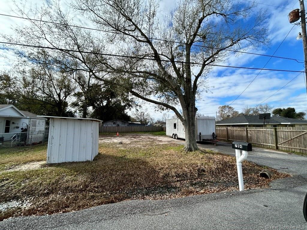 714 Manuel Road Lake Charles, LA 70607 - Photo 1 of 4
