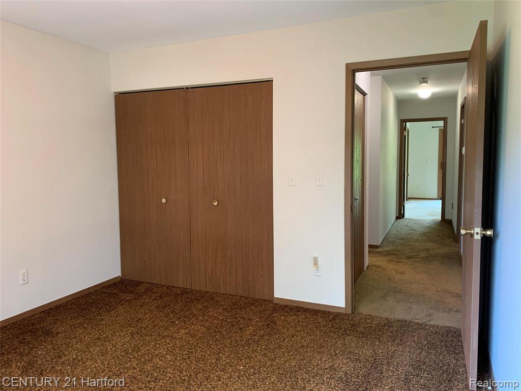26466 Springland Street Farmington, MI 48334 - Photo 40 of 51