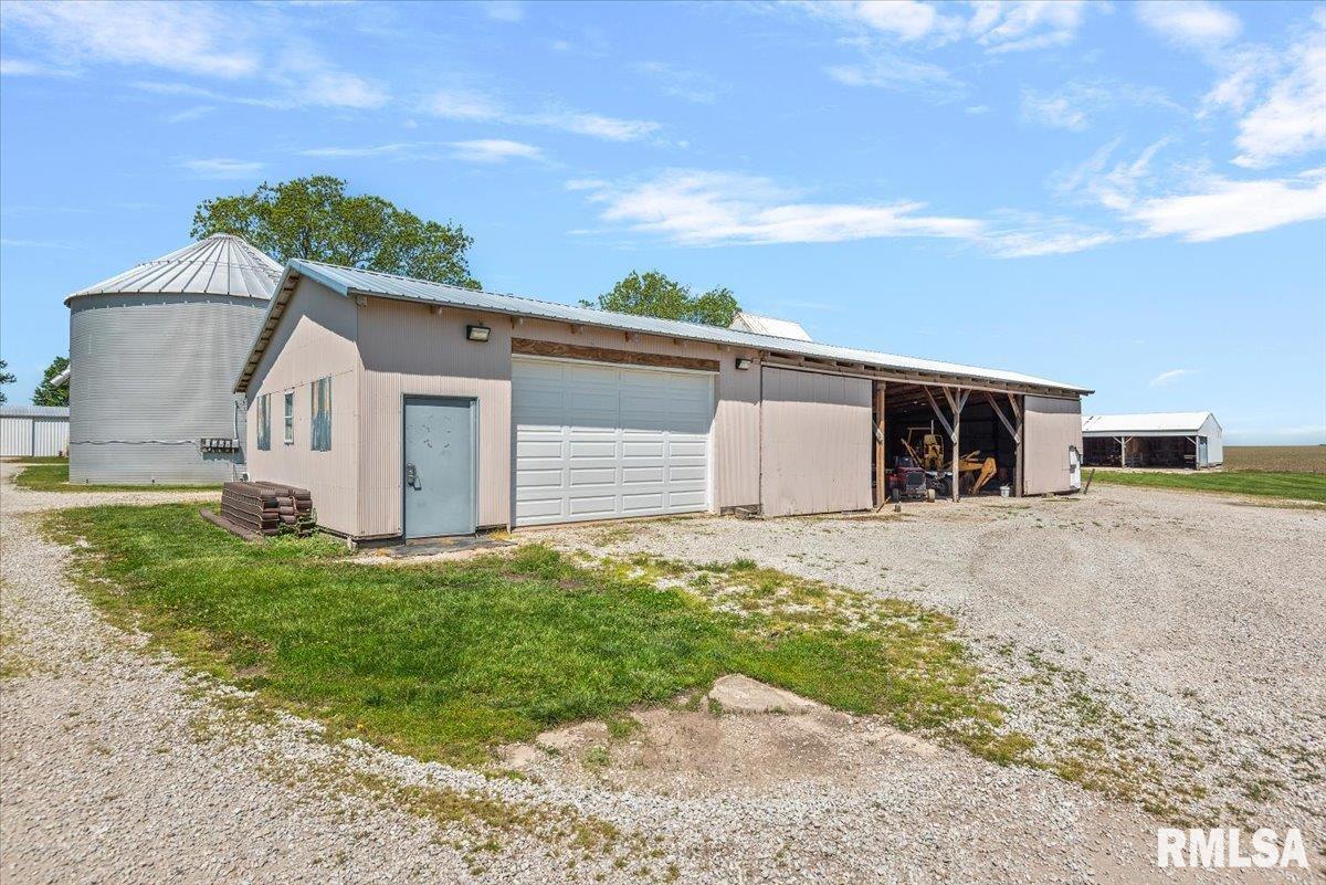20205 North 20th Avenue Nokomis, IL 62075 - Photo 73 of 88