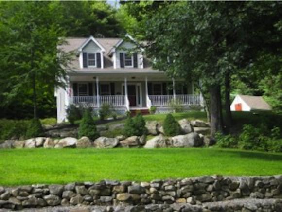 363 New Boston Road Bedford, NH 03110 - Photo 1 of 24