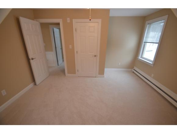 363 New Boston Road Bedford, NH 03110 - Photo 17 of 24
