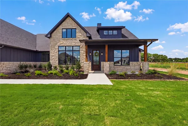 $675,000 | 7873 Mathis Crk Drive, Bryan, TX 77808