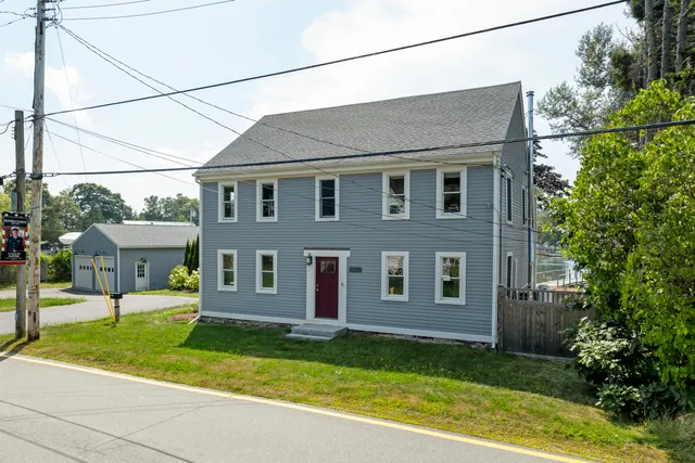 $1,299,000 | 21 Sea Street, Boothbay Harbor, ME 04538