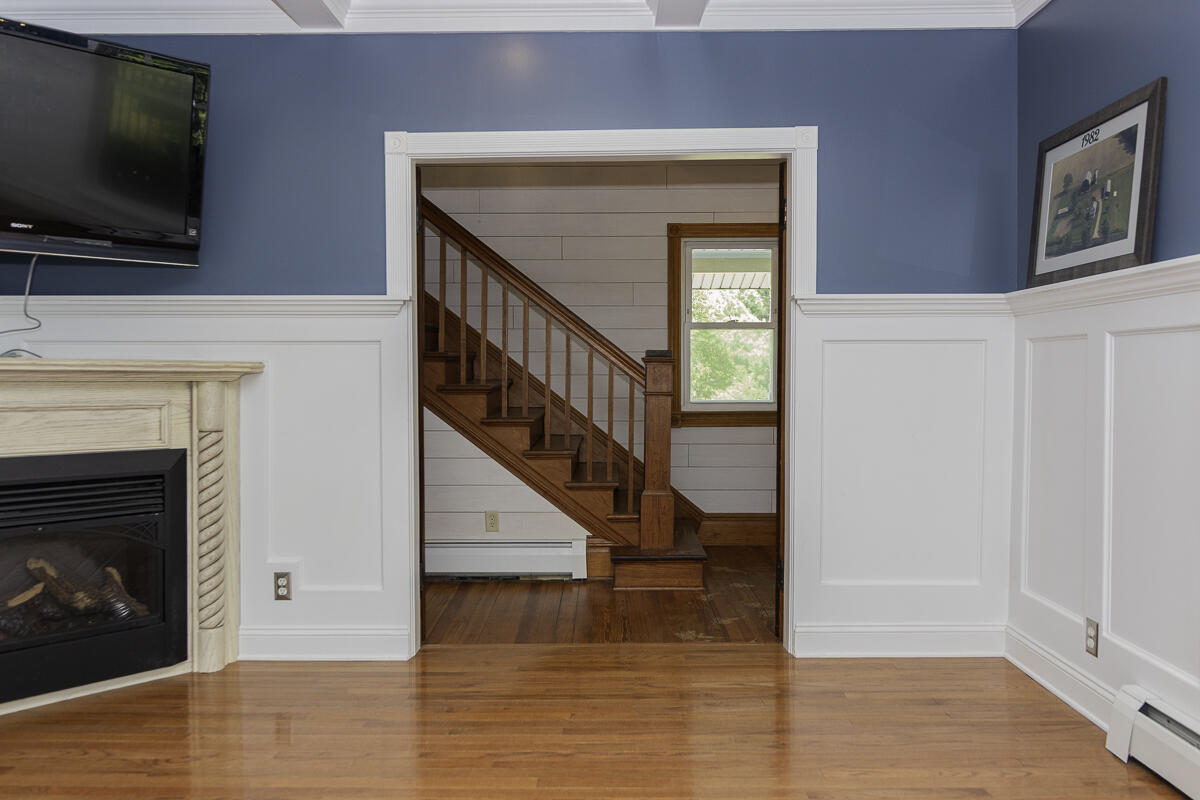 11481 Cressey Road Plainwell, MI 49080 - Photo 24 of 107 11481Cressey-160