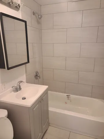 $1,495 | 4426 North St Louis Avenue, Unit G, Chicago, IL 60625