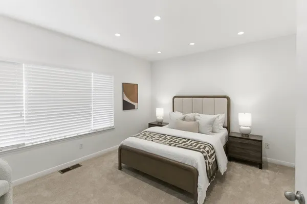 $1,098,000 | 12 Baycrest Way, South San Francisco, CA 94080