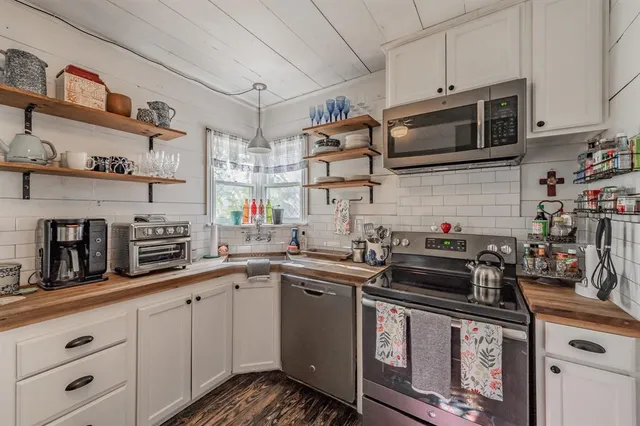 $279,900 | 3516 Primrose Avenue, Fort Worth, TX 76111