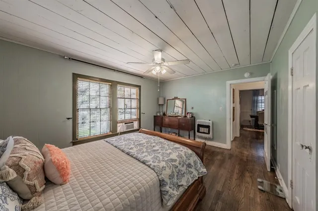 $279,900 | 3516 Primrose Avenue, Fort Worth, TX 76111