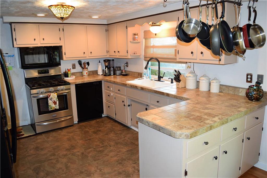 101 McElree Road Washington, PA 15301 - Photo 6 of 25