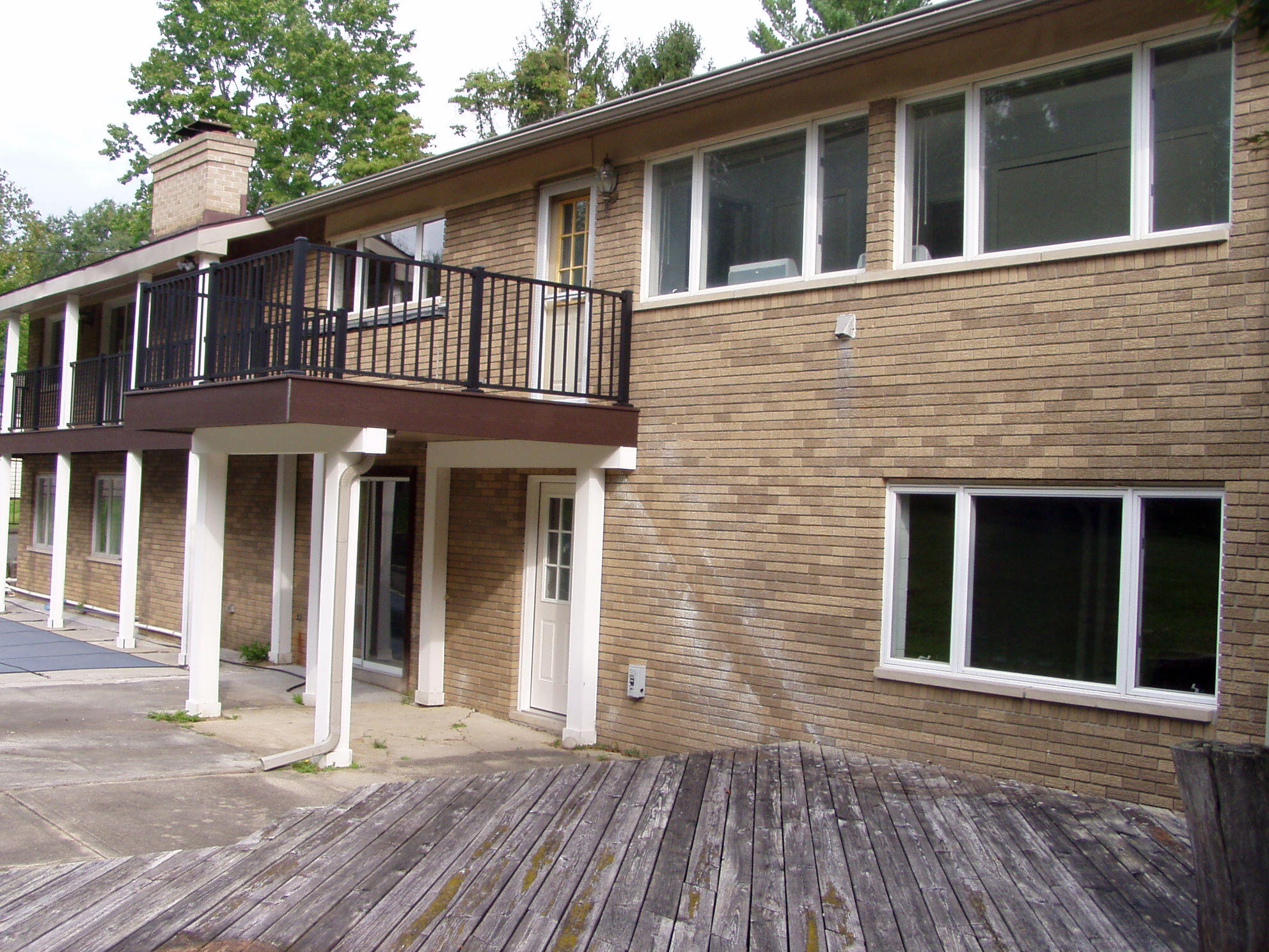 6670 Crane Road Ypsilanti, MI 48197 - Photo 1 of 53 P1010089