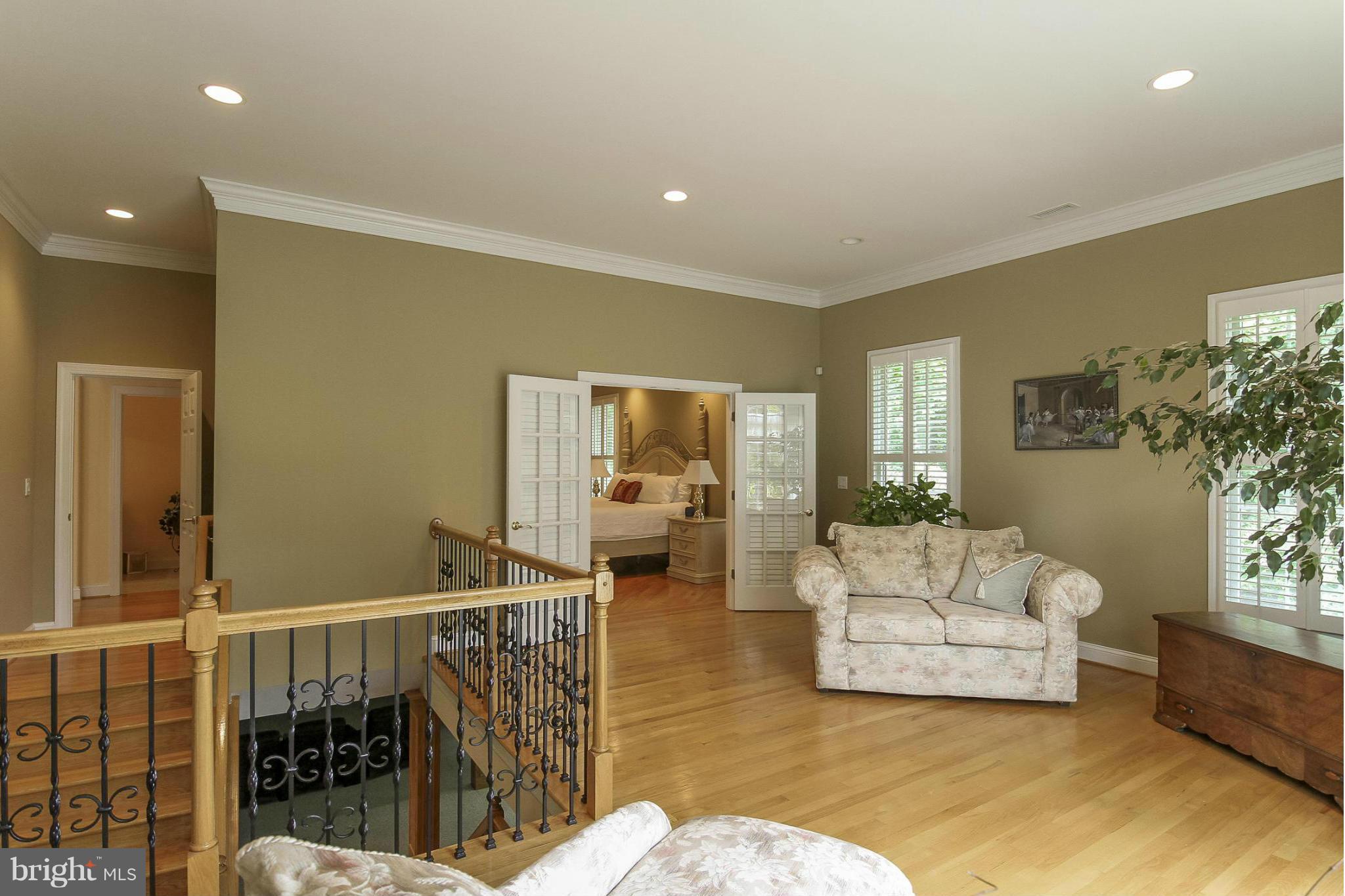 17 Beaver Ridge Road Stafford, VA 22556 - Photo 14 of 30 Sitting Rm w/3 pc Crown, Bright w/Large Windows