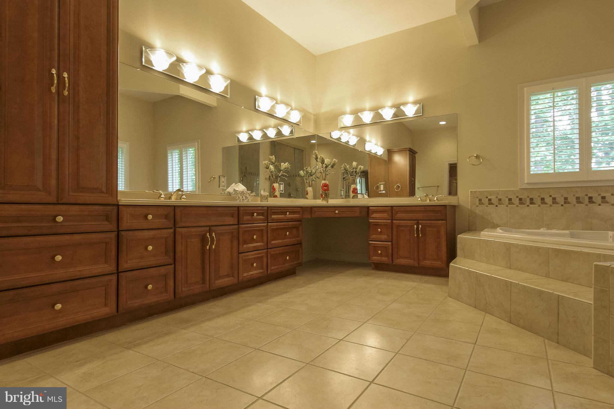 17 Beaver Ridge Road Stafford, VA 22556 - Photo 16 of 30 Corian Counters, Lrg Vanity Space w/Cabinets