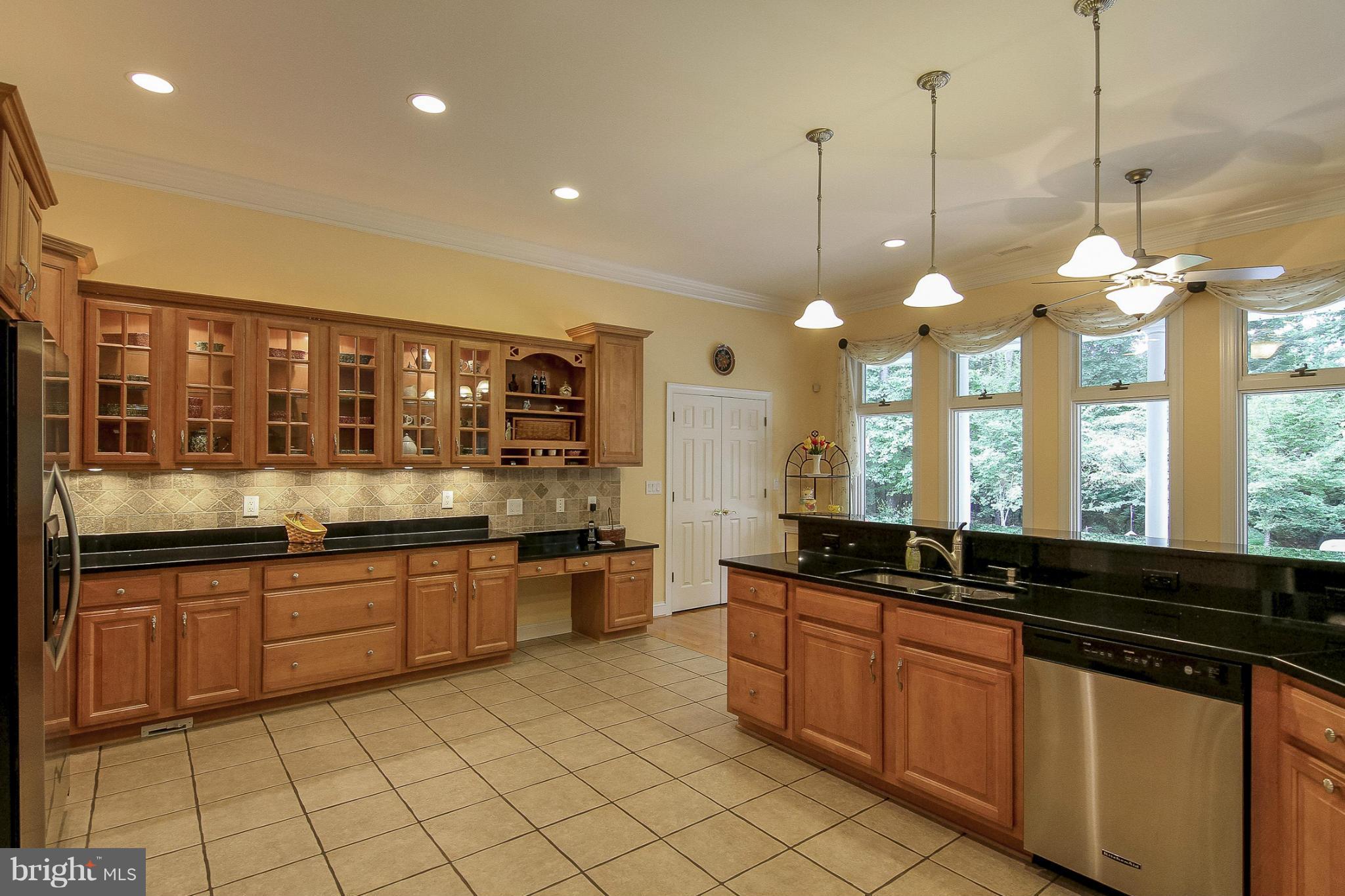 17 Beaver Ridge Road Stafford, VA 22556 - Photo 9 of 30 Walk-in Pantry, Desk Area, Cabinet Lighting