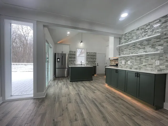 $359,700 | 7466 Bunkerhill Road, Jackson, MI 49201