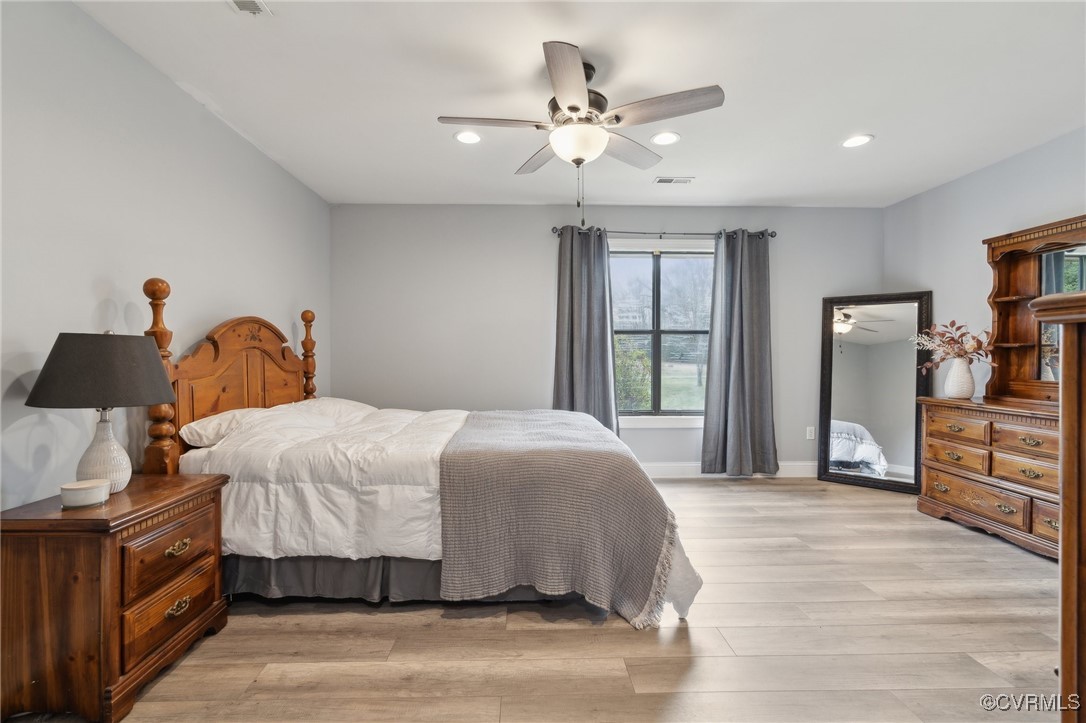 17830 Stage Road Barhamsville, VA 23011 - Photo 24 of 48 Bedroom featuring visible vents, recessed lighting