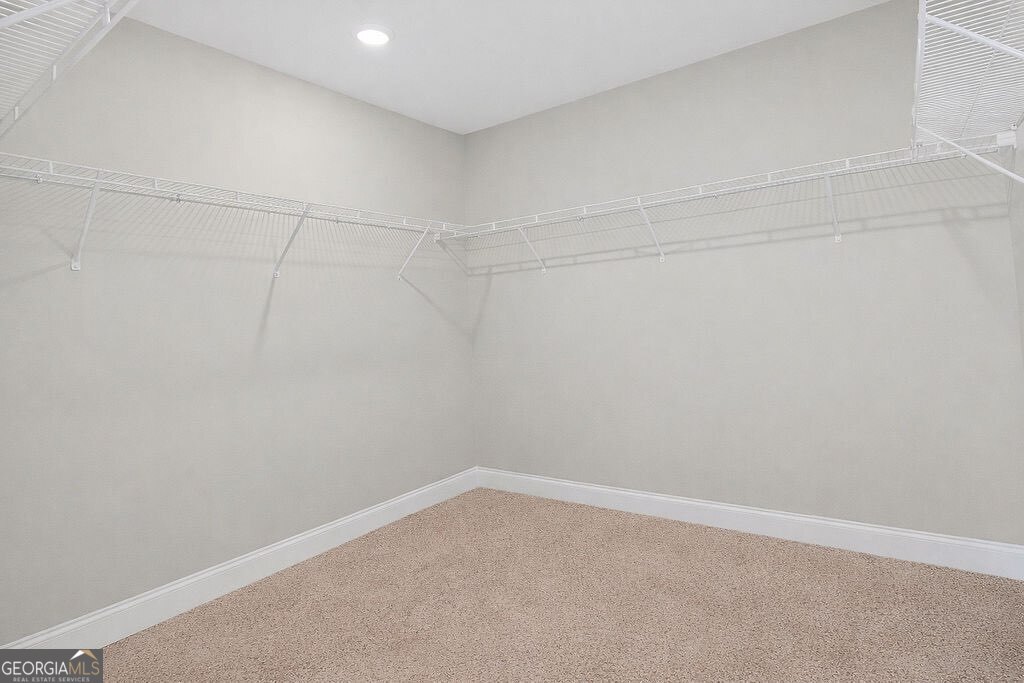 152 Classic Overlook Homer, GA 30547 - Photo 23 of 36 a room