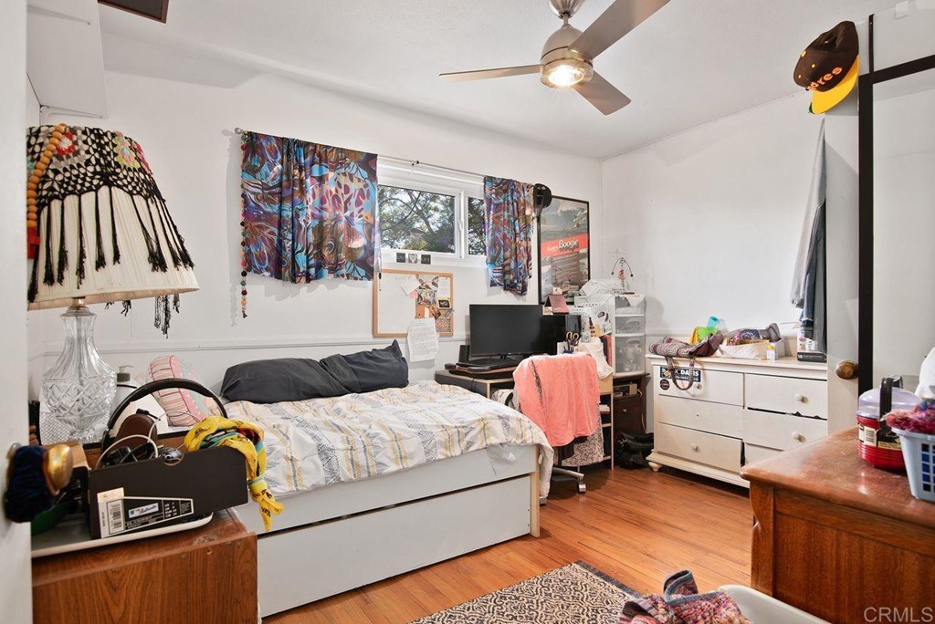 3255 Canyon Street Carlsbad, CA 92008 - Photo 26 of 33 a bedroom with furniture and a bed