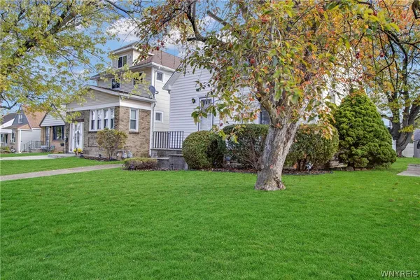 $229,000 | 151 Edgewood Avenue, Tonawanda, NY 14223