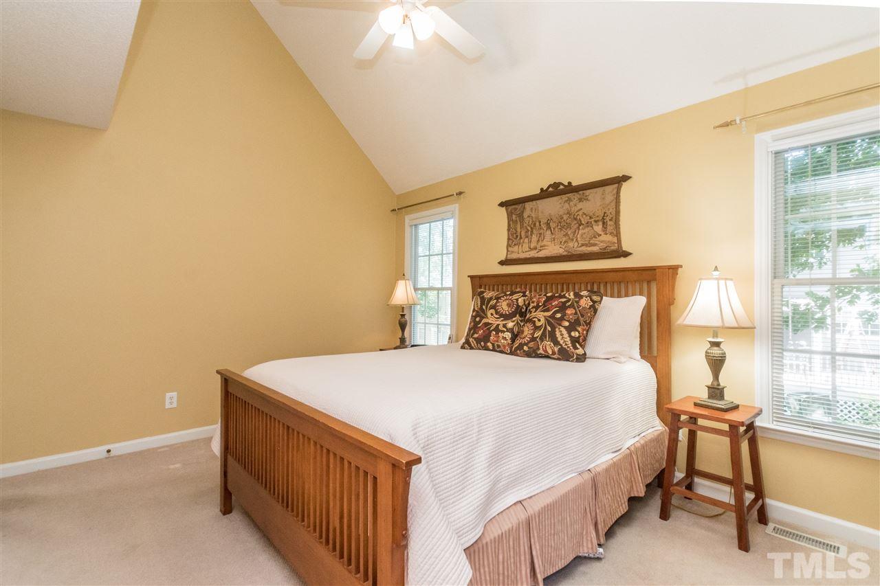 5224 Denmead Way Raleigh, NC 27613 - Photo 13 of 22