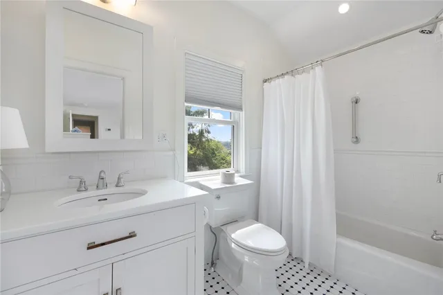 $65,000 | 21 Ocean Heights Road, Newport, RI 02840