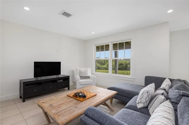 $65,000 | 21 Ocean Heights Road, Newport, RI 02840