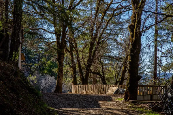 $200,000 | 40643 Covelo Road, Willits, CA 95490