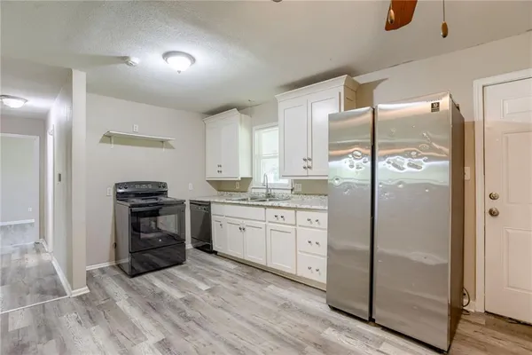 $159,000 | 18802 South Lakeside Lane, Belton, MO 64012