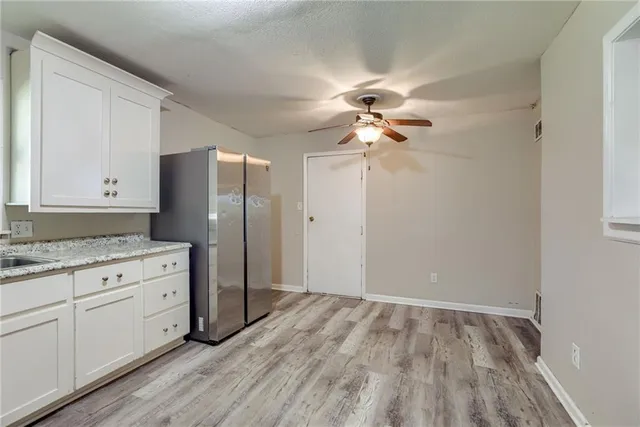 $174,900 | 18802 South Lakeside Lane, Belton, MO 64012