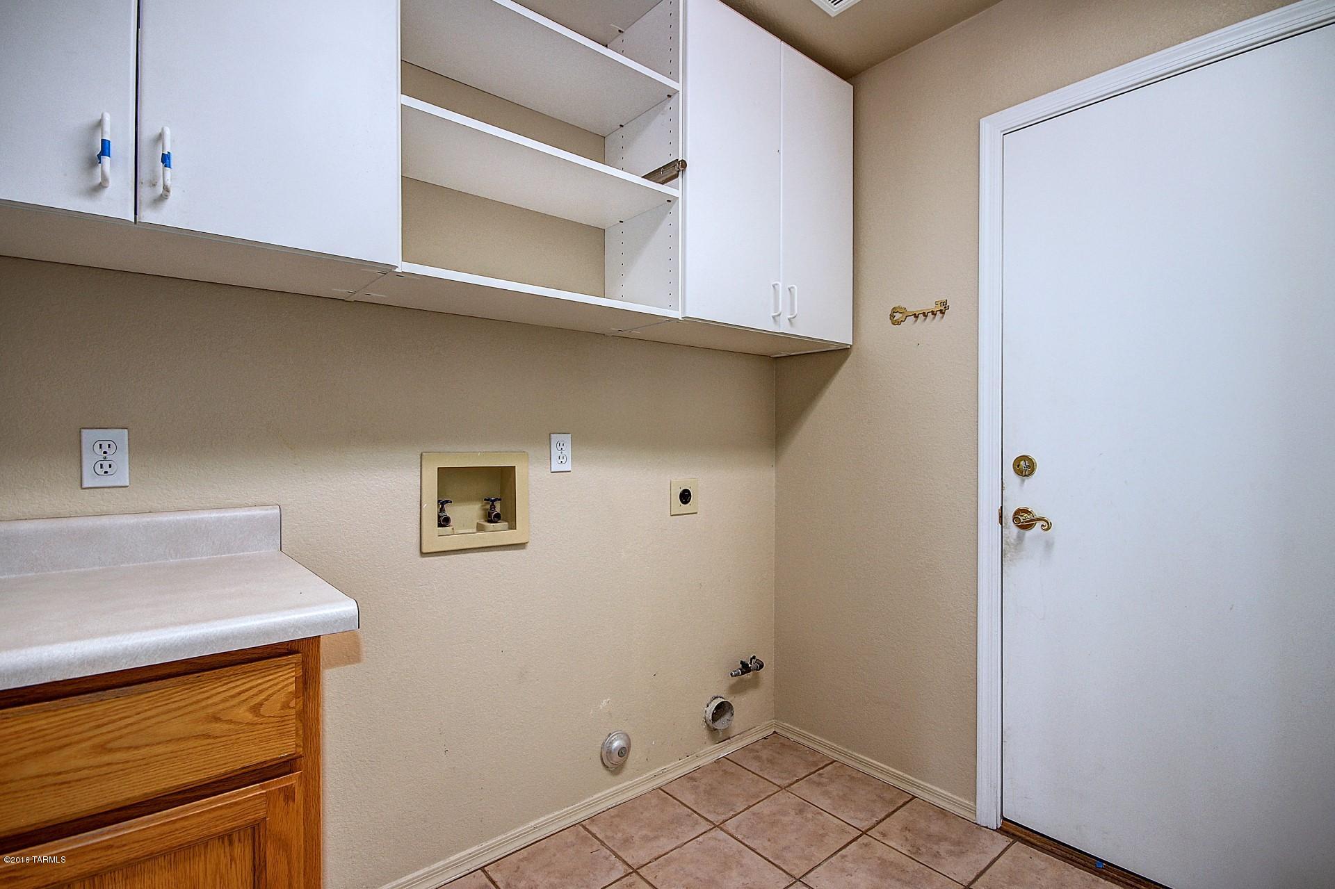 9931 East Island Sun Road Tucson, AZ 85748 - Photo 14 of 30