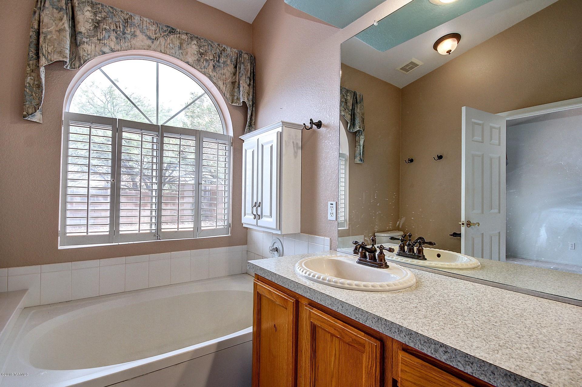 9931 East Island Sun Road Tucson, AZ 85748 - Photo 23 of 30