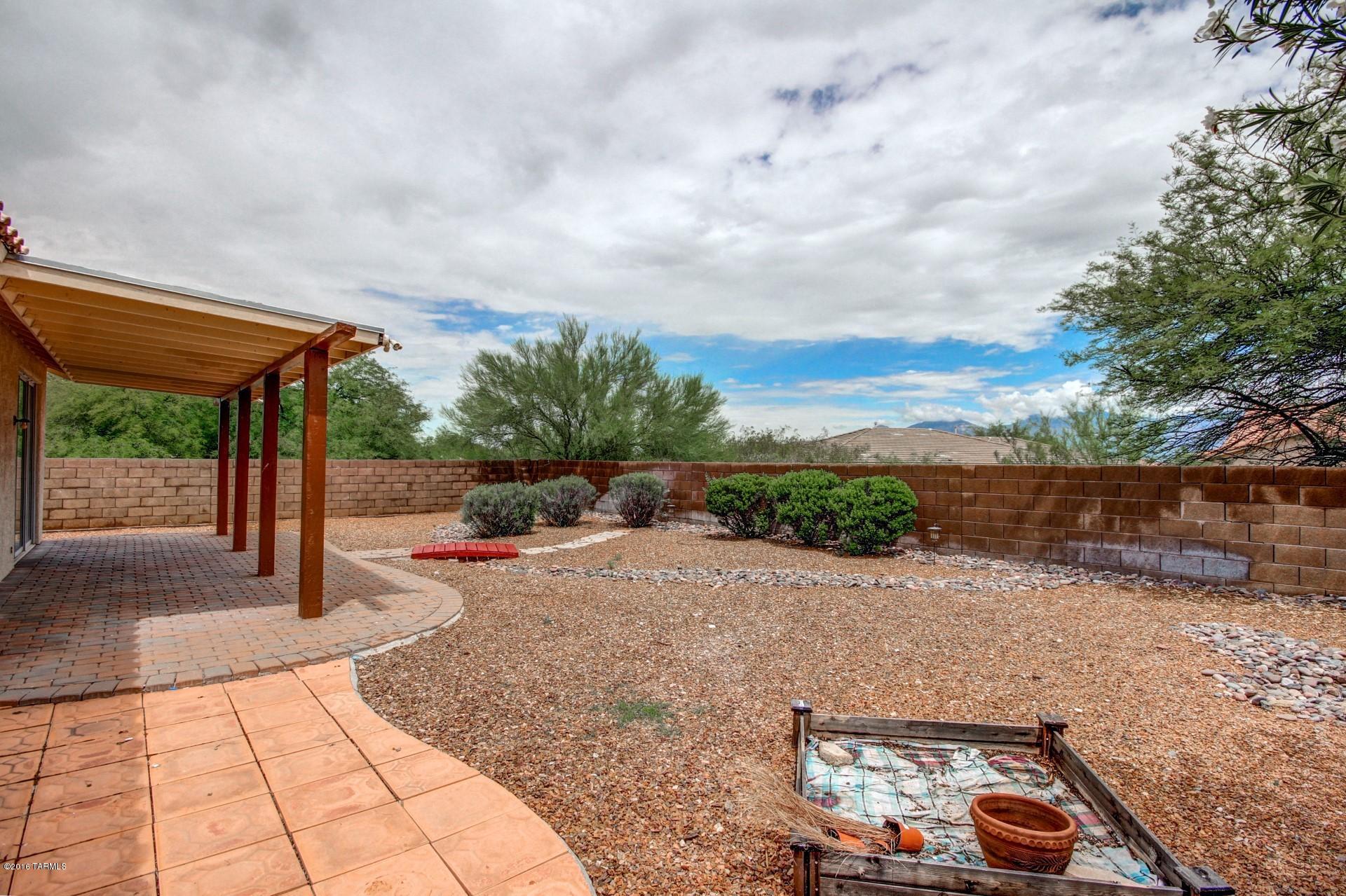 9931 East Island Sun Road Tucson, AZ 85748 - Photo 28 of 30