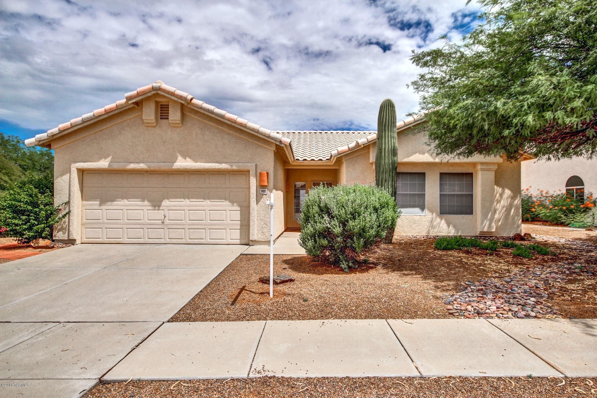 9931 East Island Sun Road Tucson, AZ 85748 - Photo 3 of 30