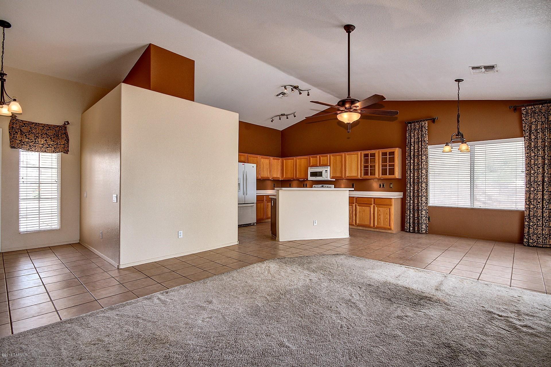 9931 East Island Sun Road Tucson, AZ 85748 - Photo 5 of 30