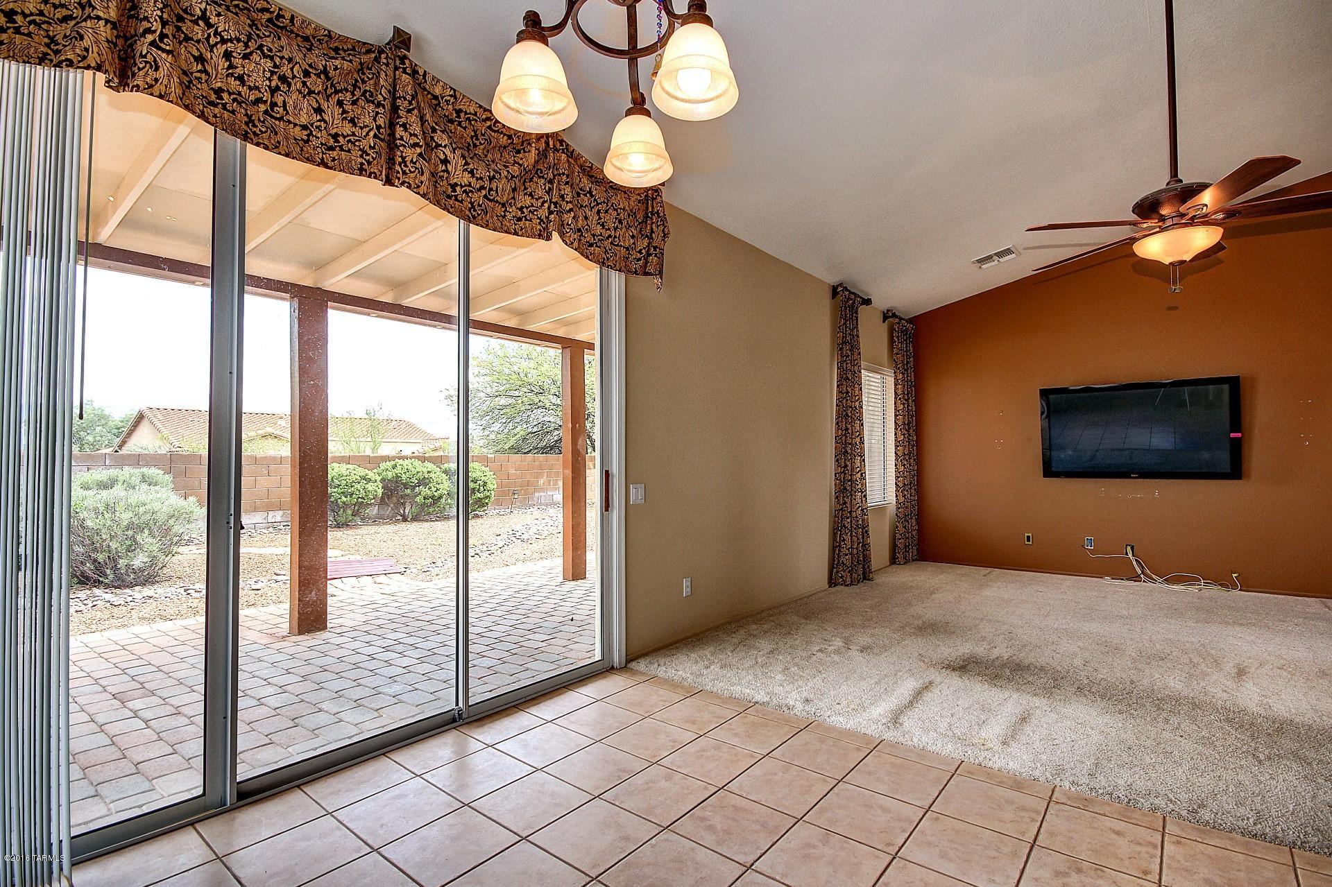 9931 East Island Sun Road Tucson, AZ 85748 - Photo 9 of 30