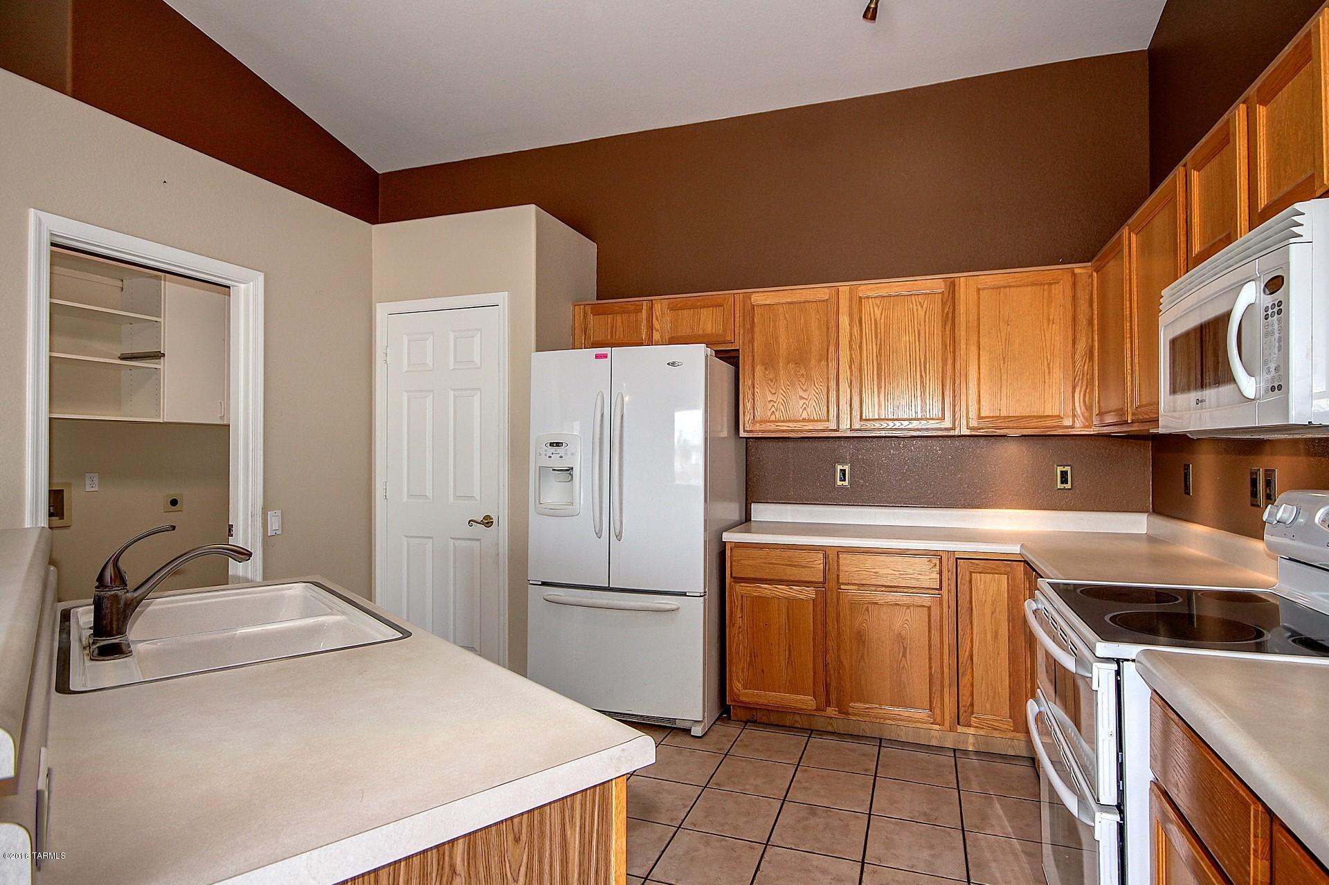 9931 East Island Sun Road Tucson, AZ 85748 - Photo 10 of 30